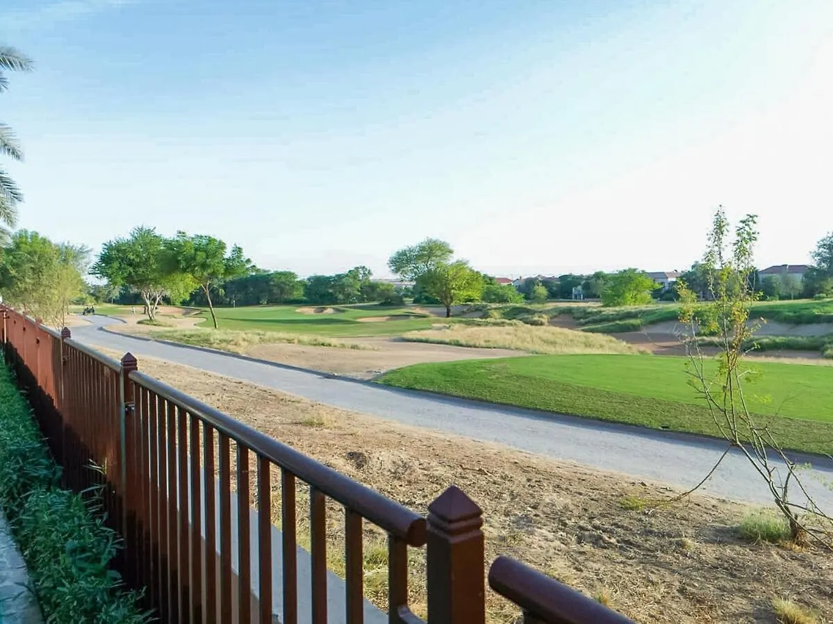 Holiday home Sophisticated 4-Bedrooms Villa In Jumeirah Golf Estates Offers Access To Golf Course! Dubai