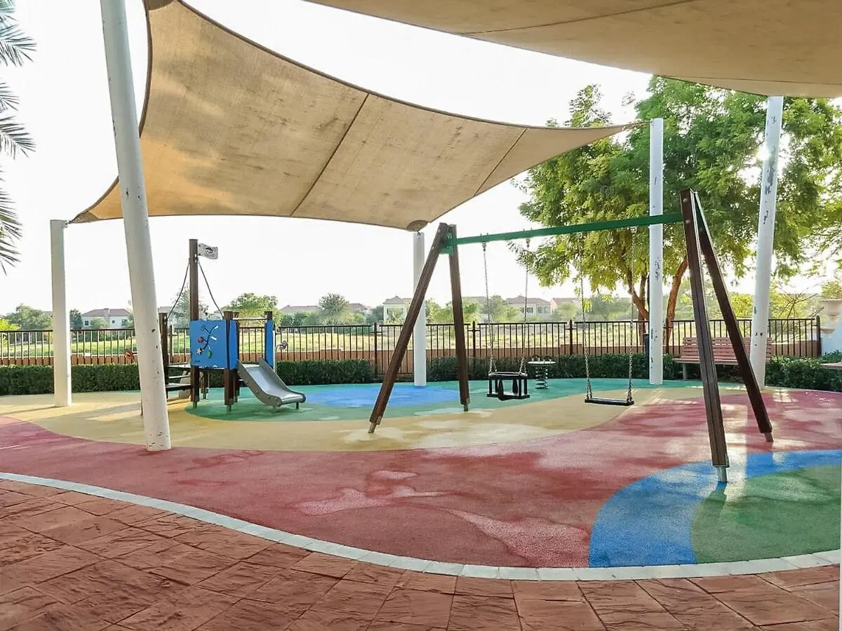 Sophisticated 4-Bedrooms Villa In Jumeirah Golf Estates Offers Access To Golf Course! Dubai